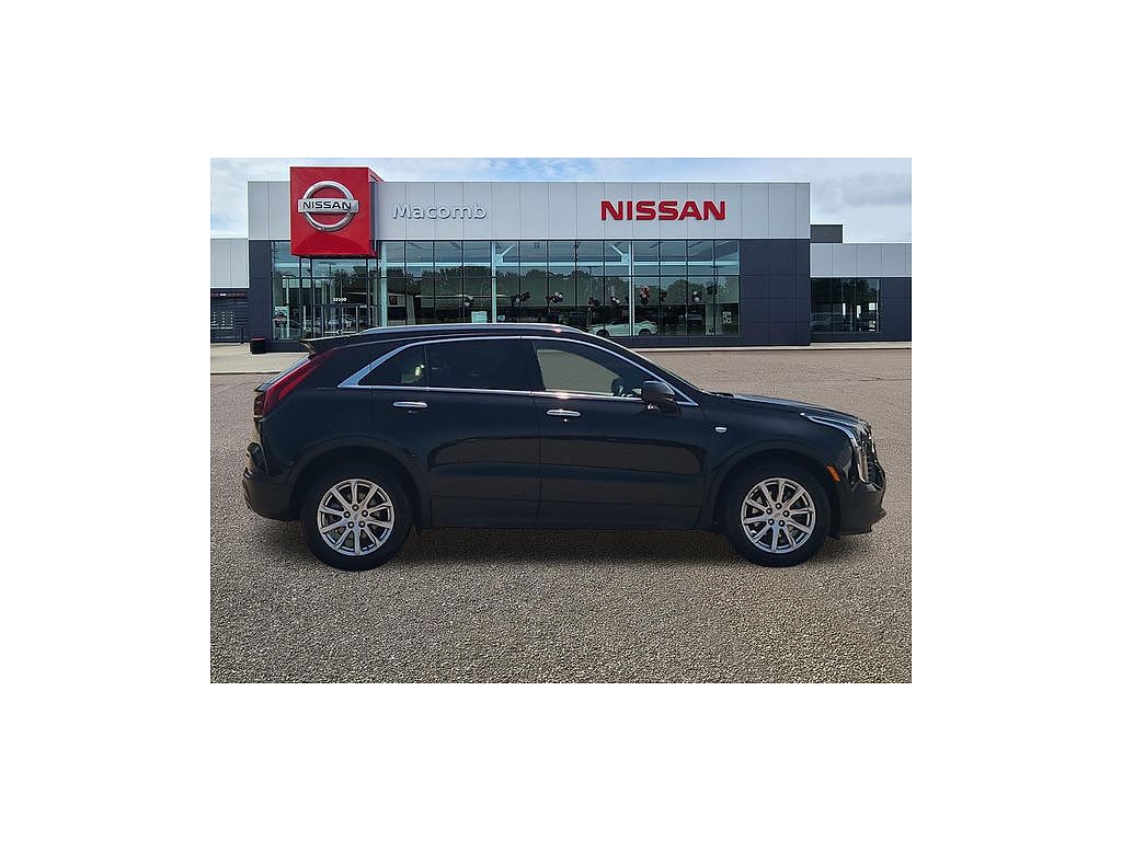 2023 Cadillac XT4 Luxury