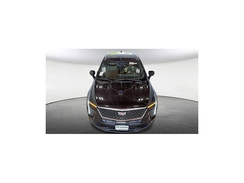 2024 Cadillac XT4 Luxury