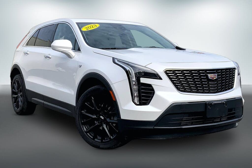 2023 Cadillac XT4 Luxury