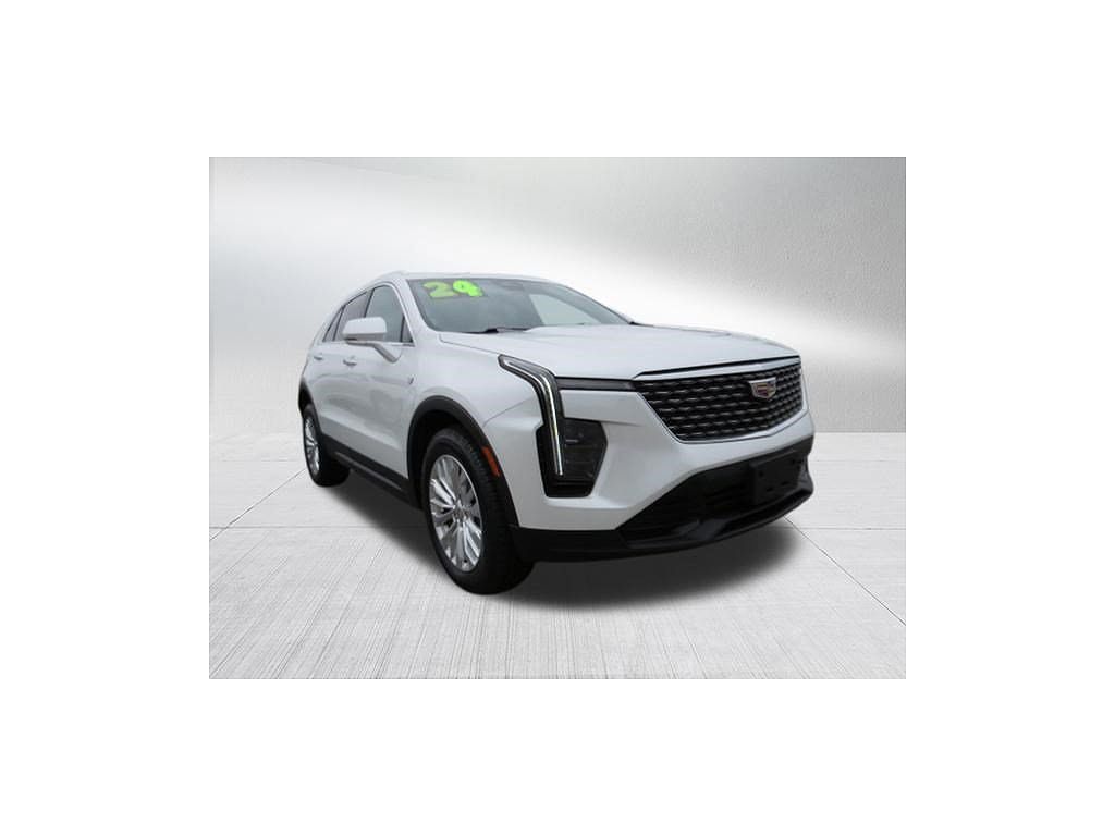 2024 Cadillac XT4 Luxury