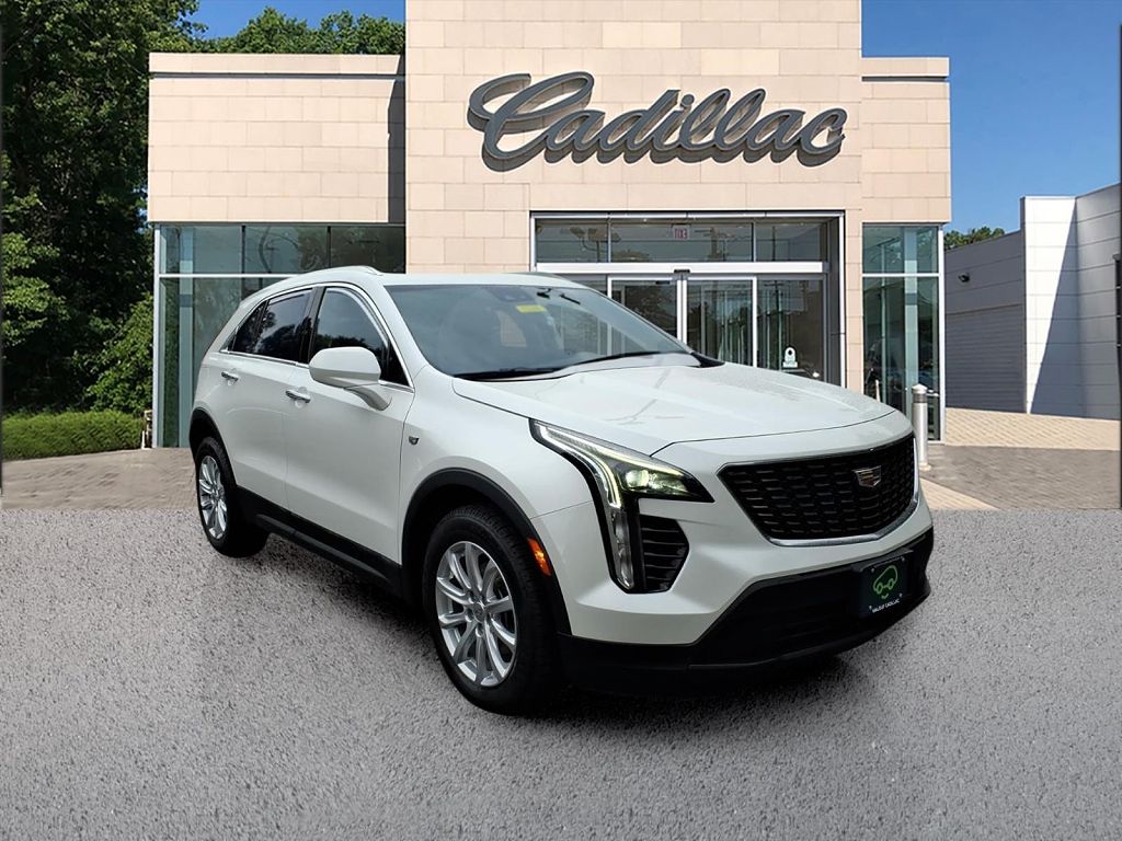 2022 CADILLAC XT4 Luxury