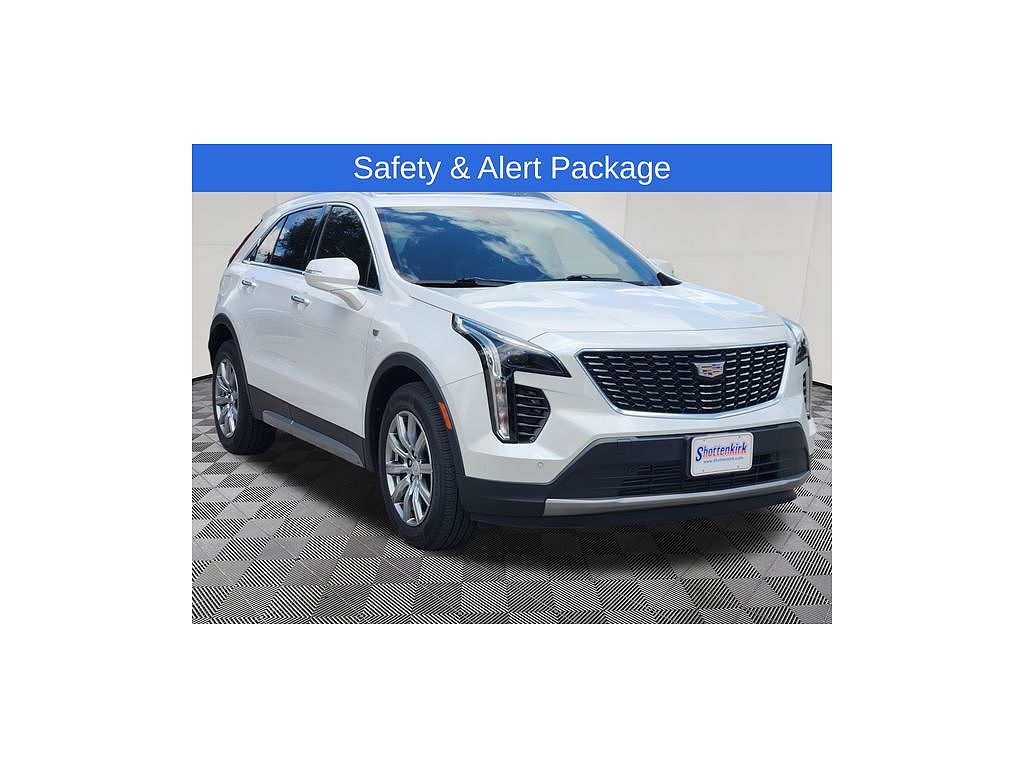 2022 Cadillac XT4 Premium Luxury