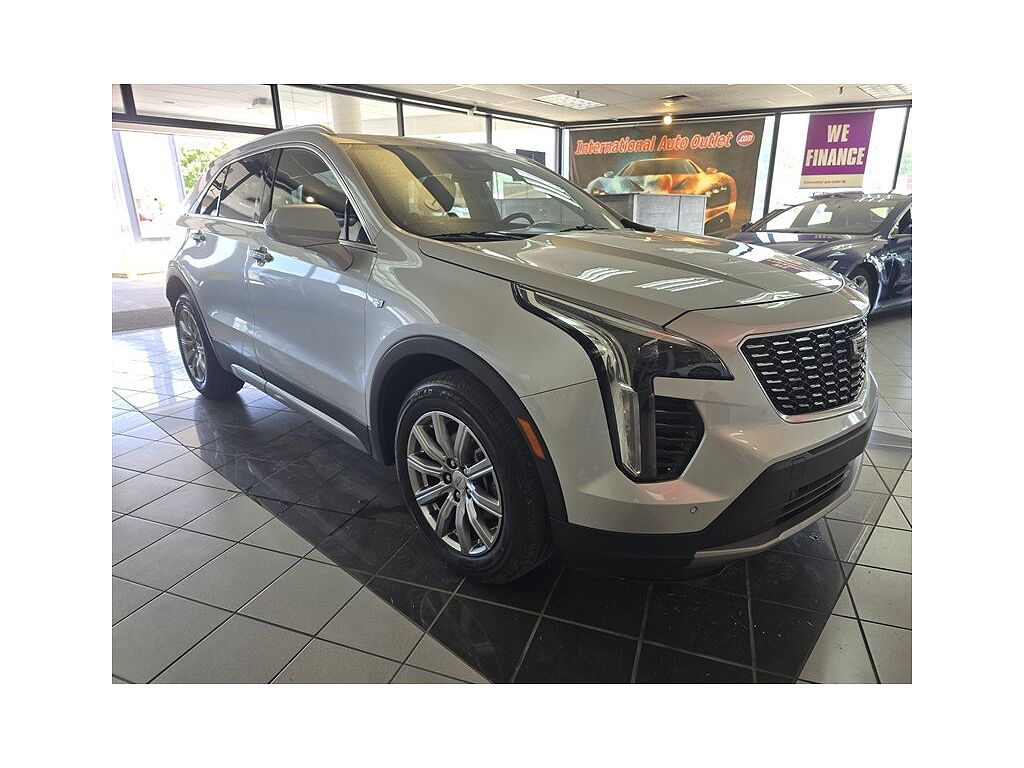 2020 Cadillac XT4 Premium Luxury
