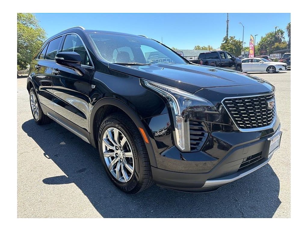 2023 Cadillac XT4 Premium Luxury