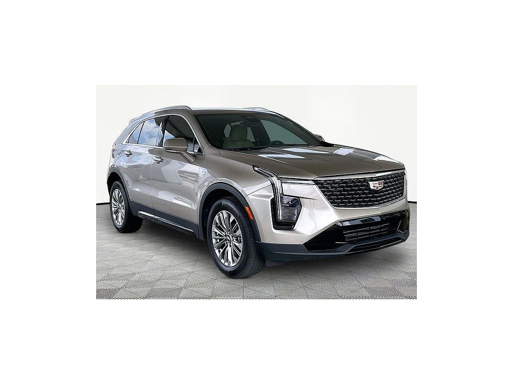 2024 Cadillac XT4 Premium Luxury