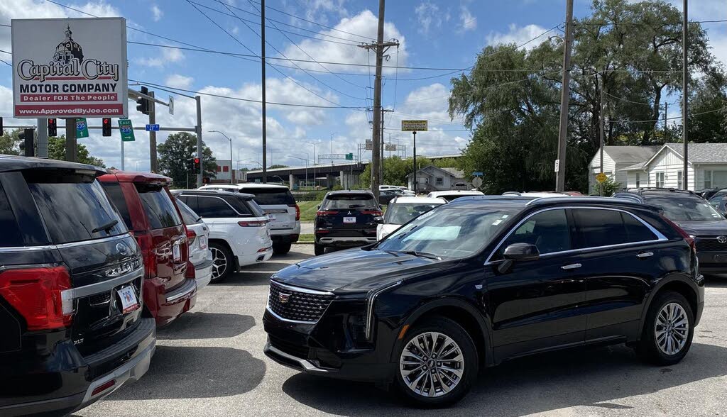 2024 Cadillac XT4 Premium Luxury