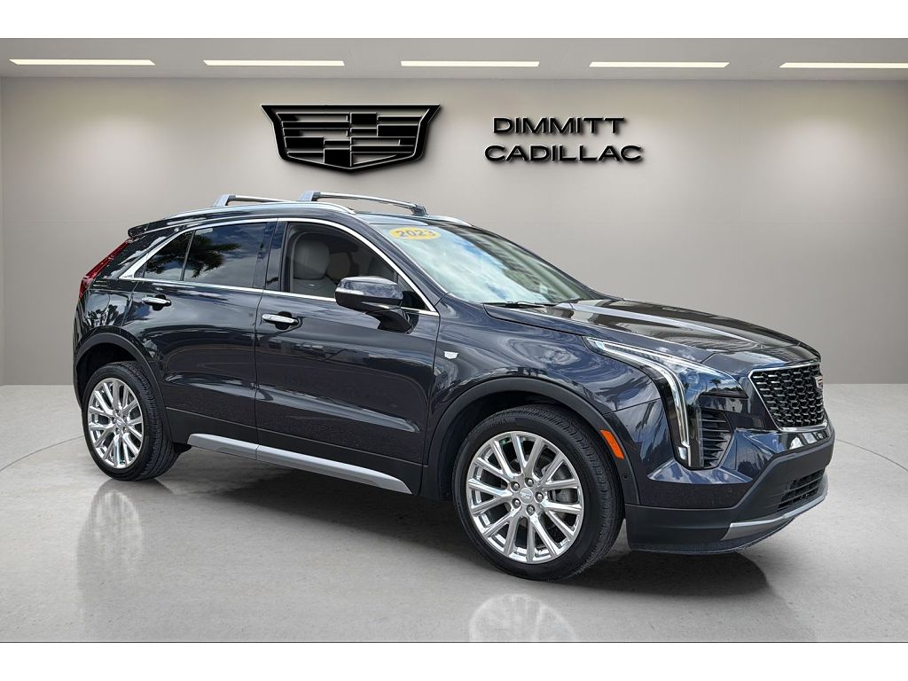 2023 Cadillac XT4 FWD Premium Luxury