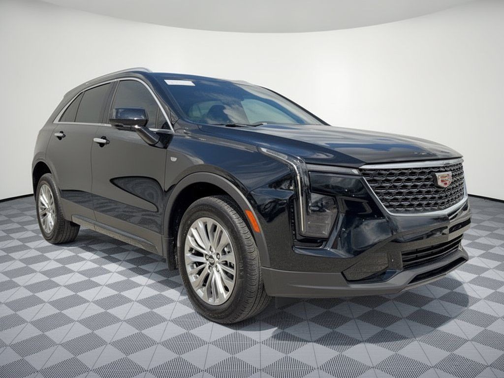 2025 Cadillac XT4 Premium Luxury