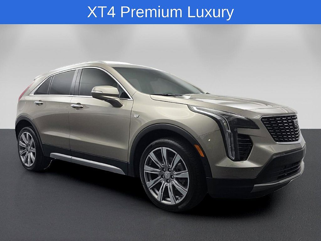 2023 Cadillac XT4 Premium Luxury