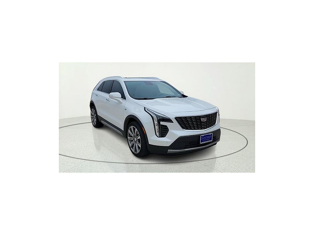 2023 Cadillac XT4 Premium Luxury