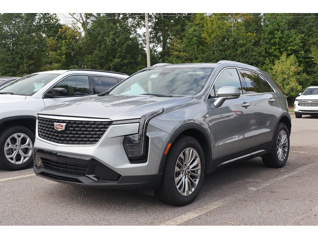 2024 Cadillac XT4 Premium Luxury