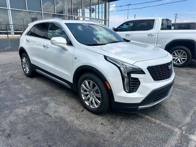 2023 Cadillac XT4 Premium Luxury