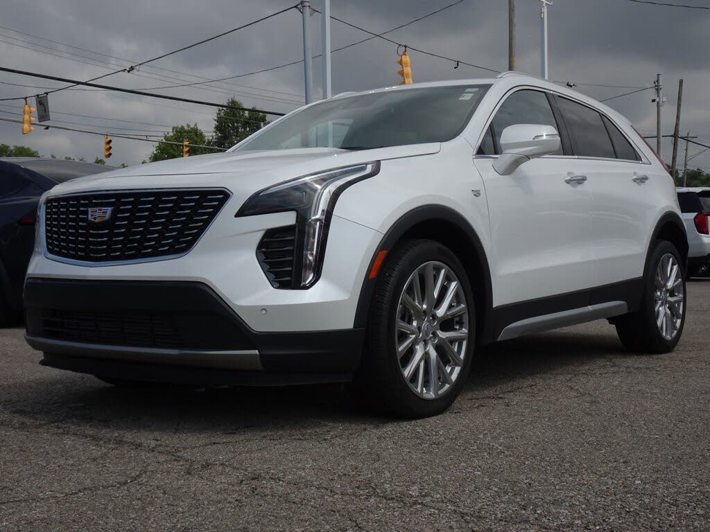 2023 Cadillac XT4 Premium Luxury