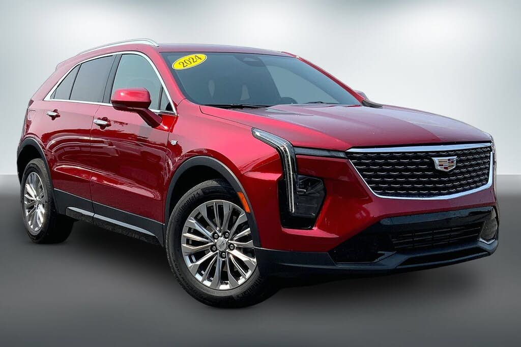 2024 Cadillac XT4 Premium Luxury
