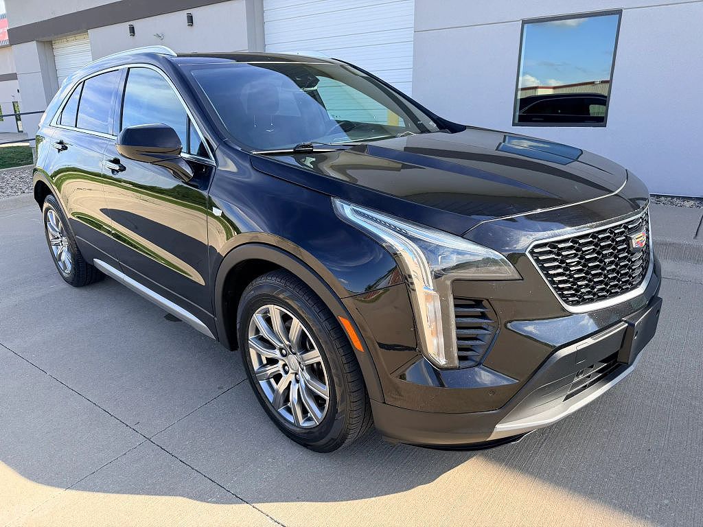 2019 Cadillac XT4 Premium Luxury