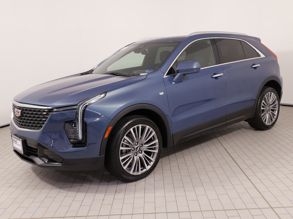 2024 Cadillac XT4 Premium Luxury