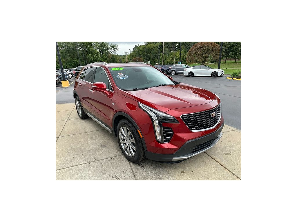 2023 Cadillac XT4 Premium Luxury