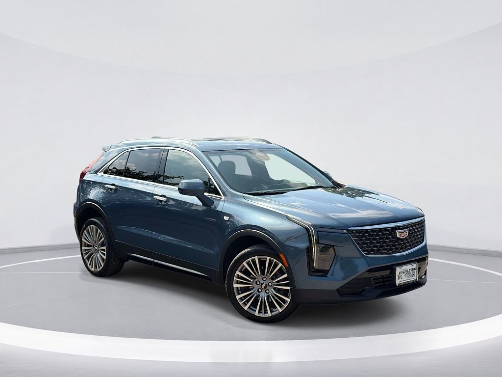 2024 CADILLAC XT4 AWD Premium Luxury