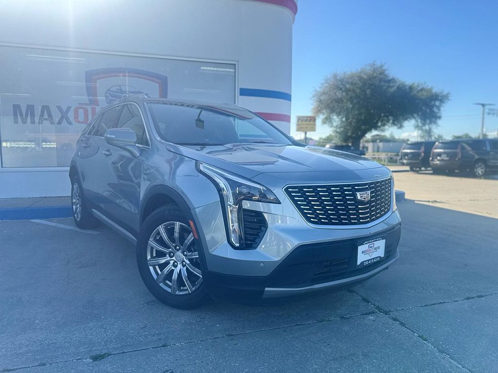 2023 Cadillac XT4 Premium Luxury