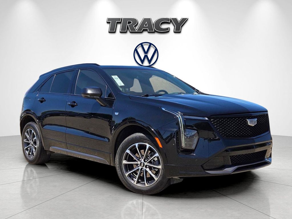2024 Cadillac XT4 Sport