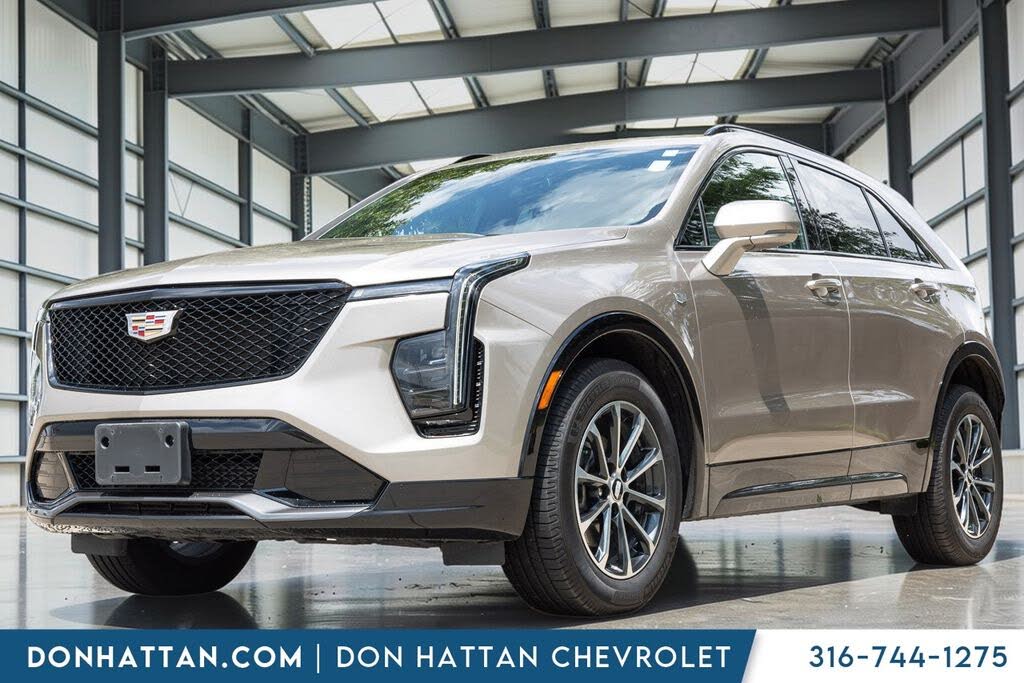 2024 Cadillac XT4 Sport