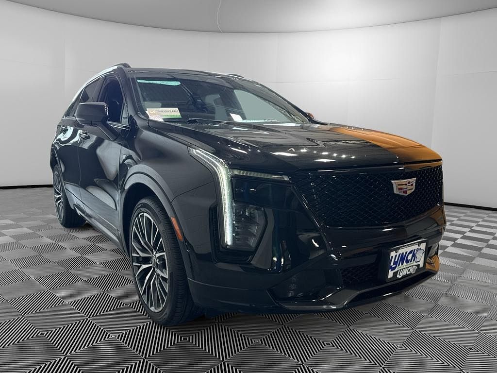 2024 Cadillac XT4 Sport