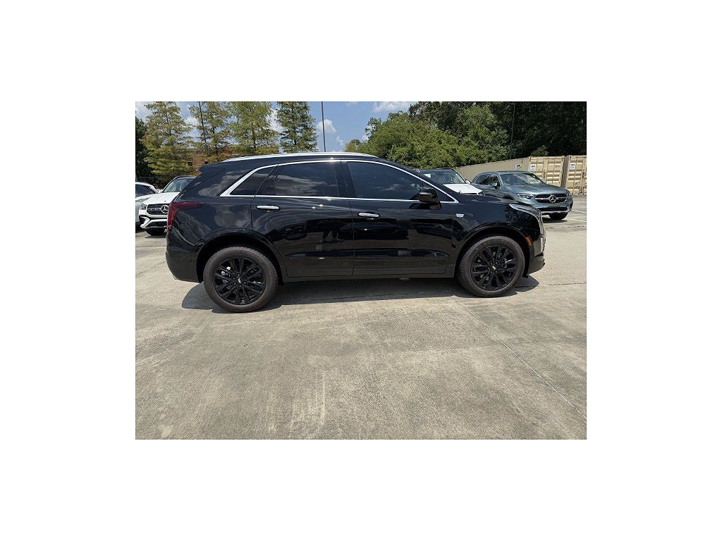 2026 Cadillac XT5 Luxury