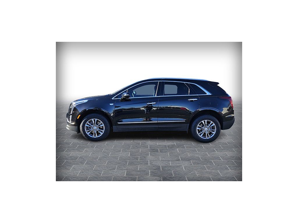 Vehicle Image 1 of 33 for 2021 Cadillac XT5