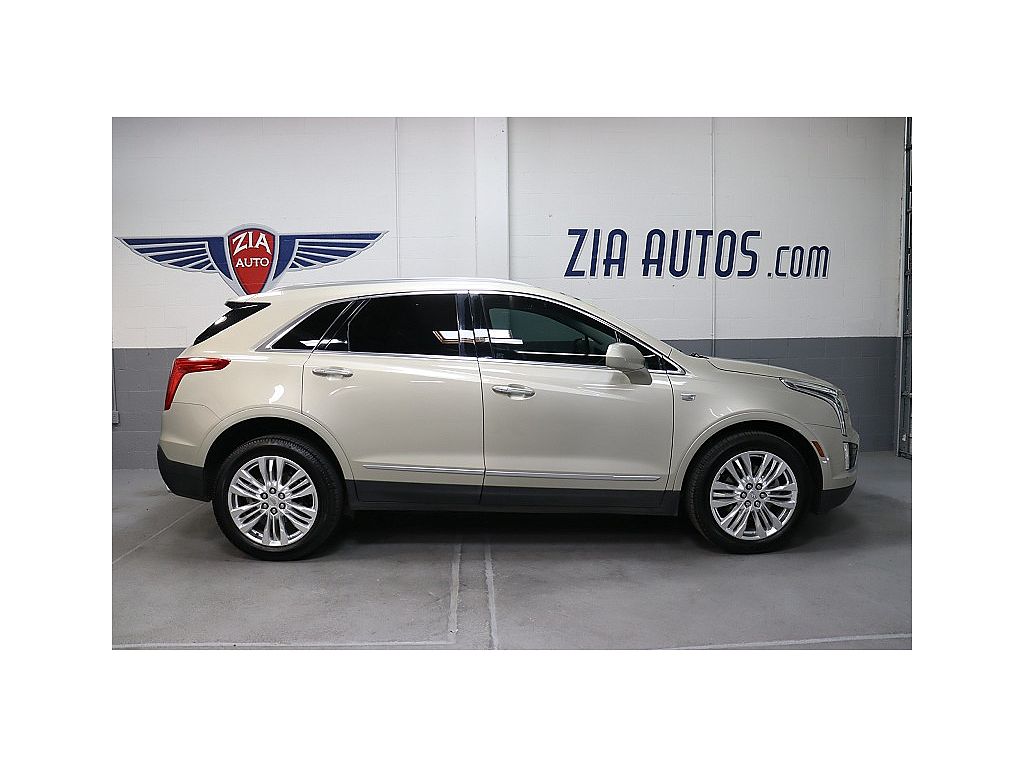 2017 Cadillac XT5 Premium Luxury