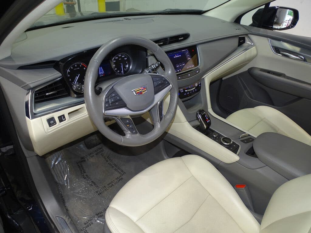 2021 Cadillac XT5 - 15