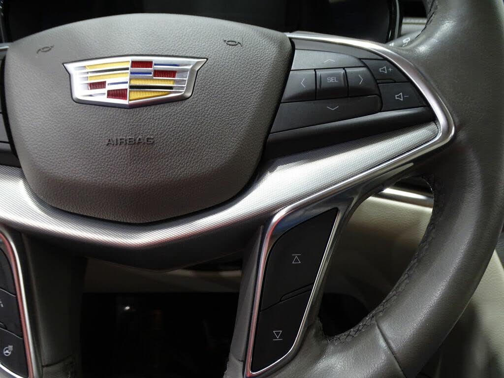 Vehicle Image 18 of 39 for 2021 Cadillac XT5