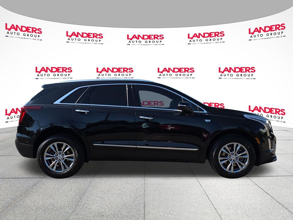 2022 Cadillac XT5 Premium Luxury