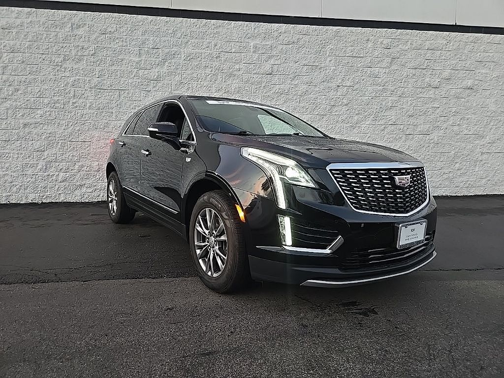 2022 Cadillac XT5 Premium Luxury