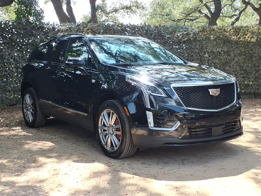 2026 Cadillac XT5 Sport
