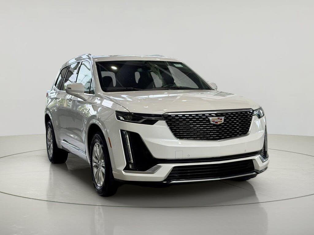 2023 Cadillac XT6 Luxury