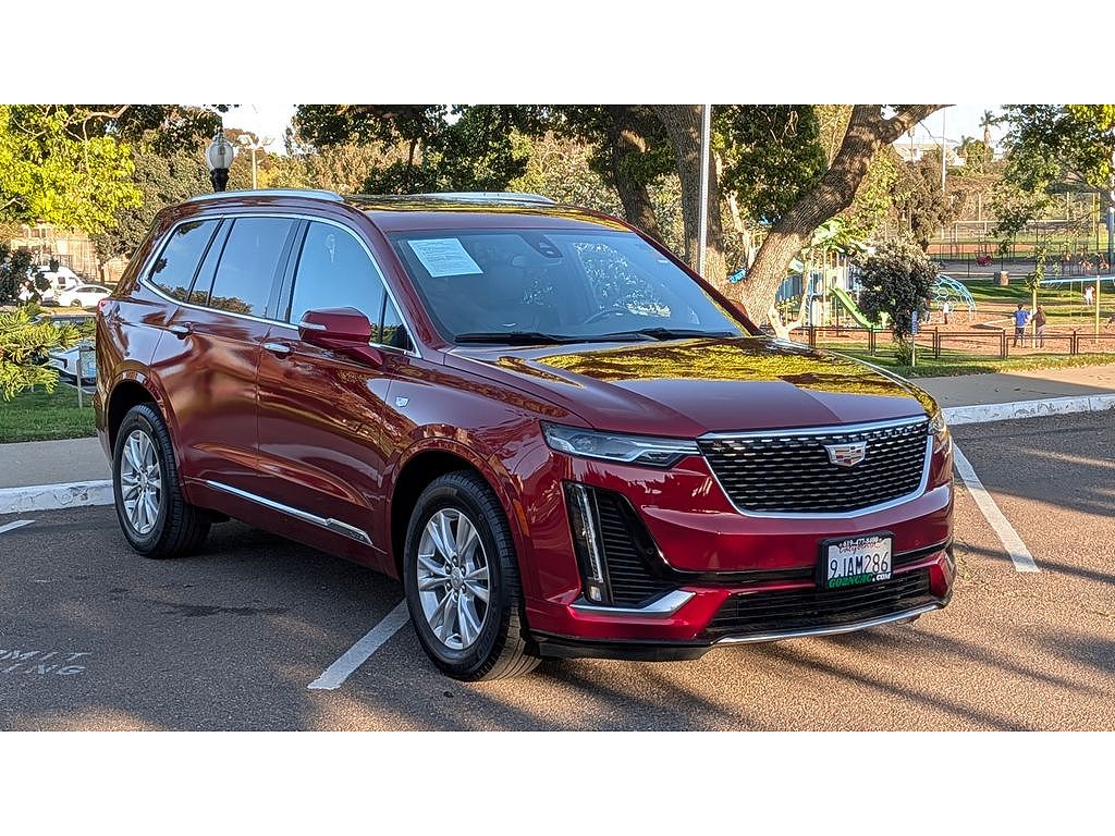 2024 Cadillac XT6 Luxury