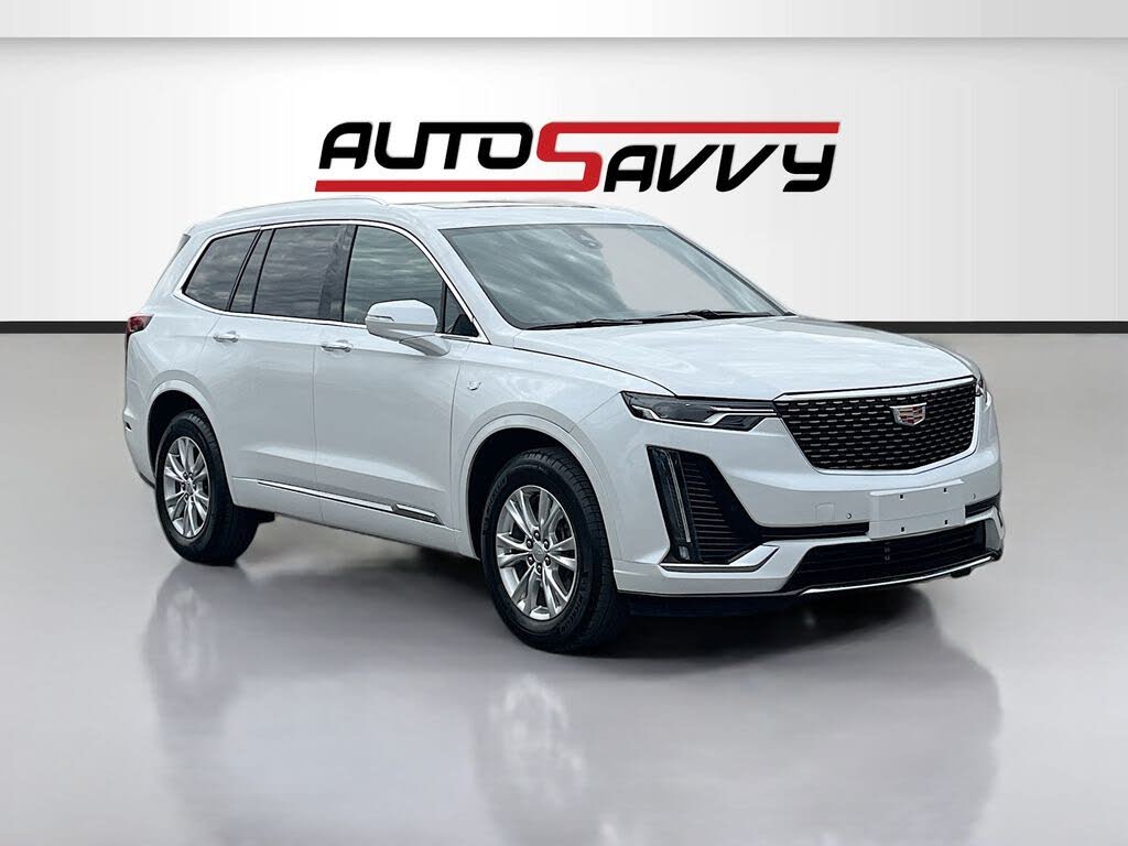 2025 Cadillac XT6 Luxury