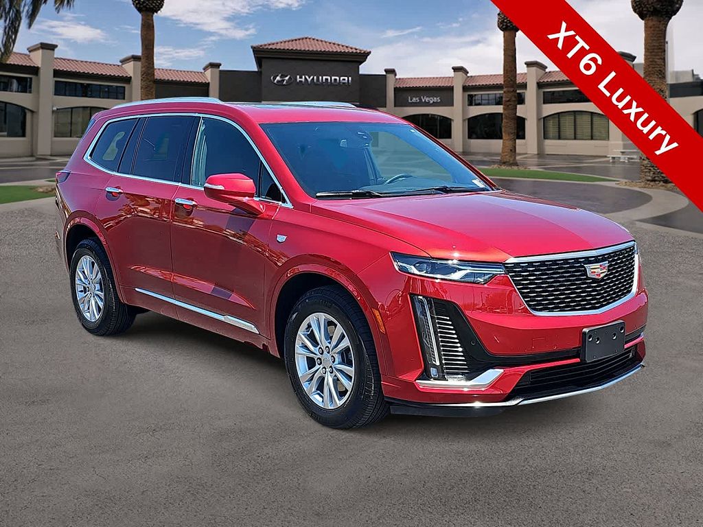 2023 Cadillac XT6 Luxury