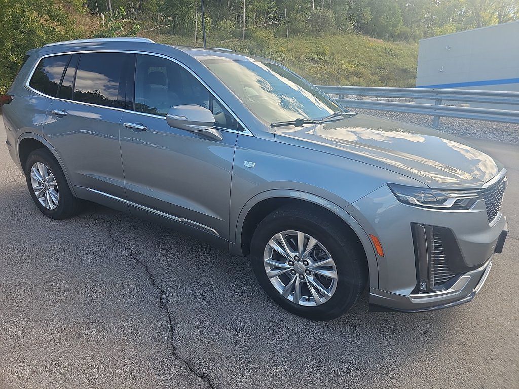 2023 Cadillac XT6 Luxury