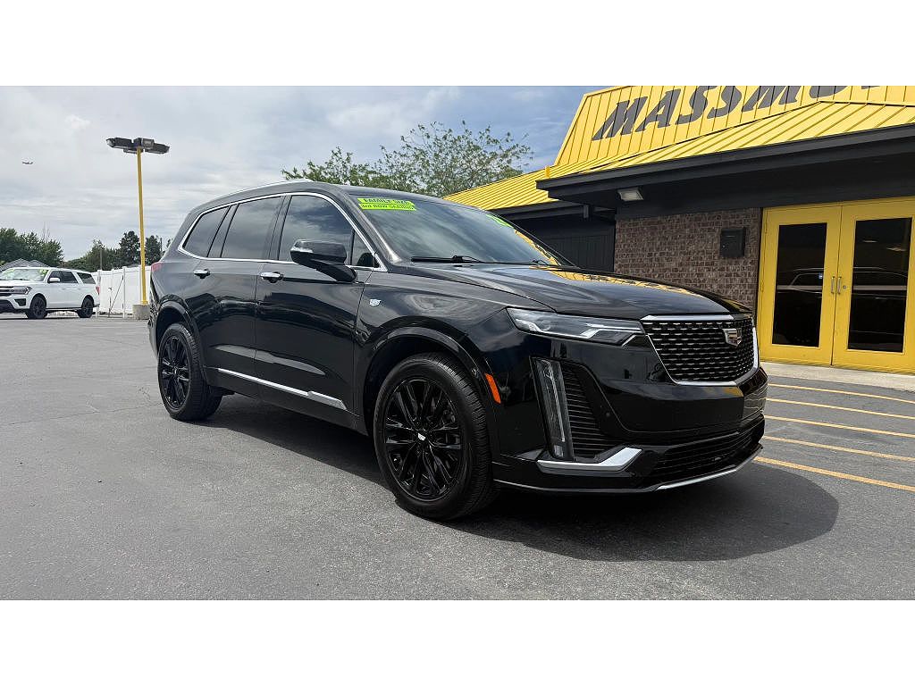 2023 Cadillac XT6 Luxury