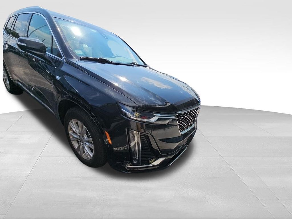 2024 Cadillac XT6 Luxury