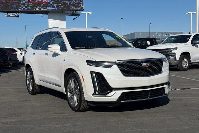 2022 Cadillac XT6 Premium Luxury