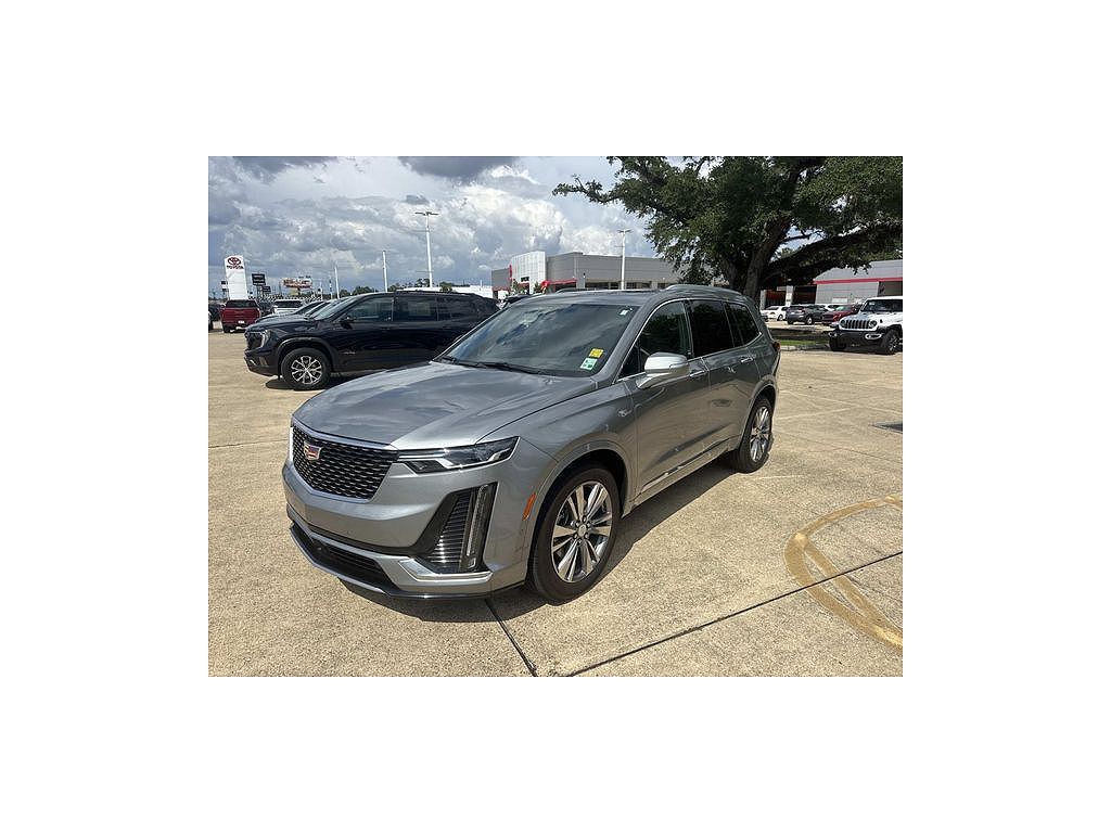 2025 Cadillac XT6 Premium Luxury