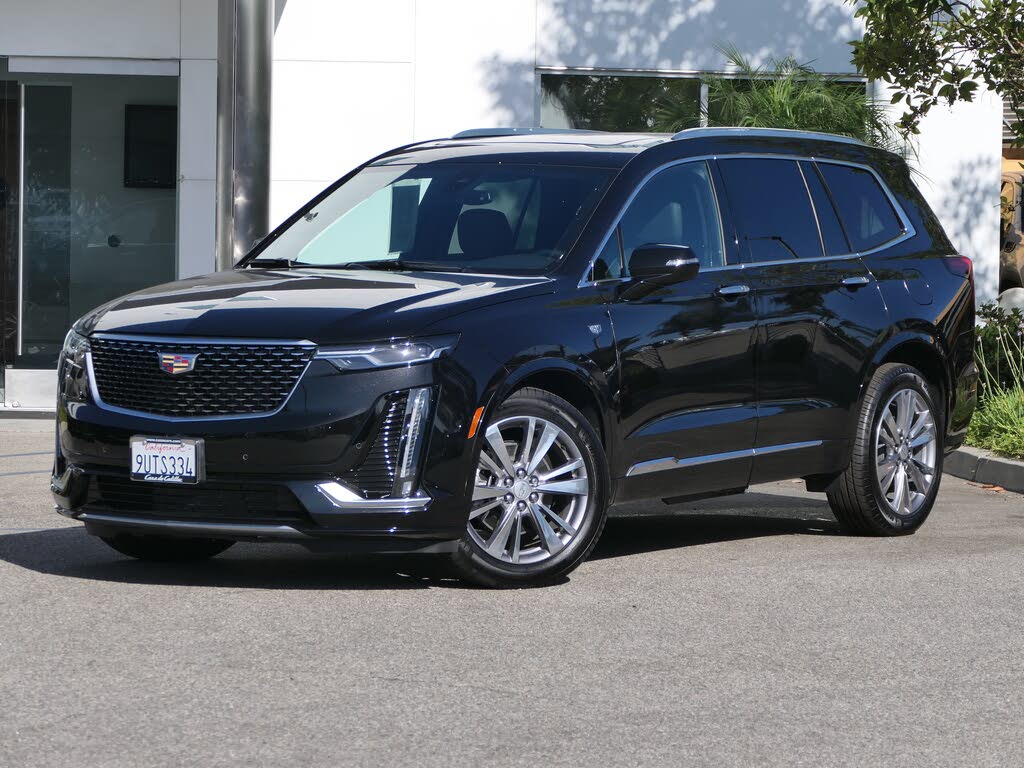 2025 Cadillac XT6 Premium Luxury