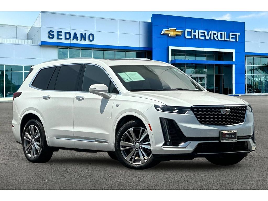 2024 Cadillac XT6 Premium Luxury