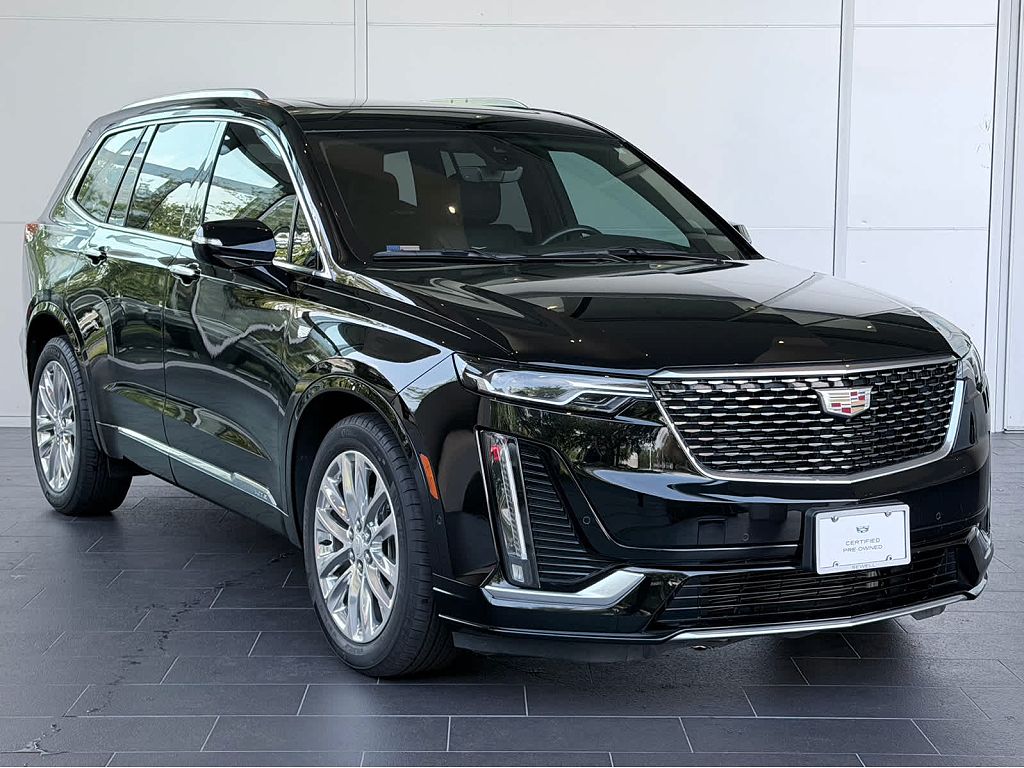 2024 Cadillac XT6 Premium Luxury