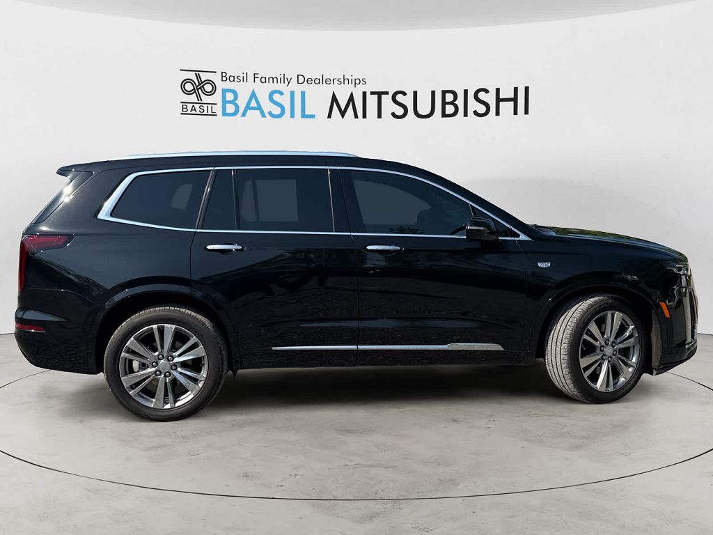 2024 CADILLAC XT6 Premium Luxury