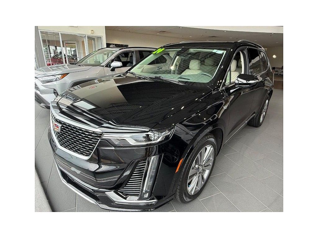 2024 Cadillac XT6 Premium Luxury