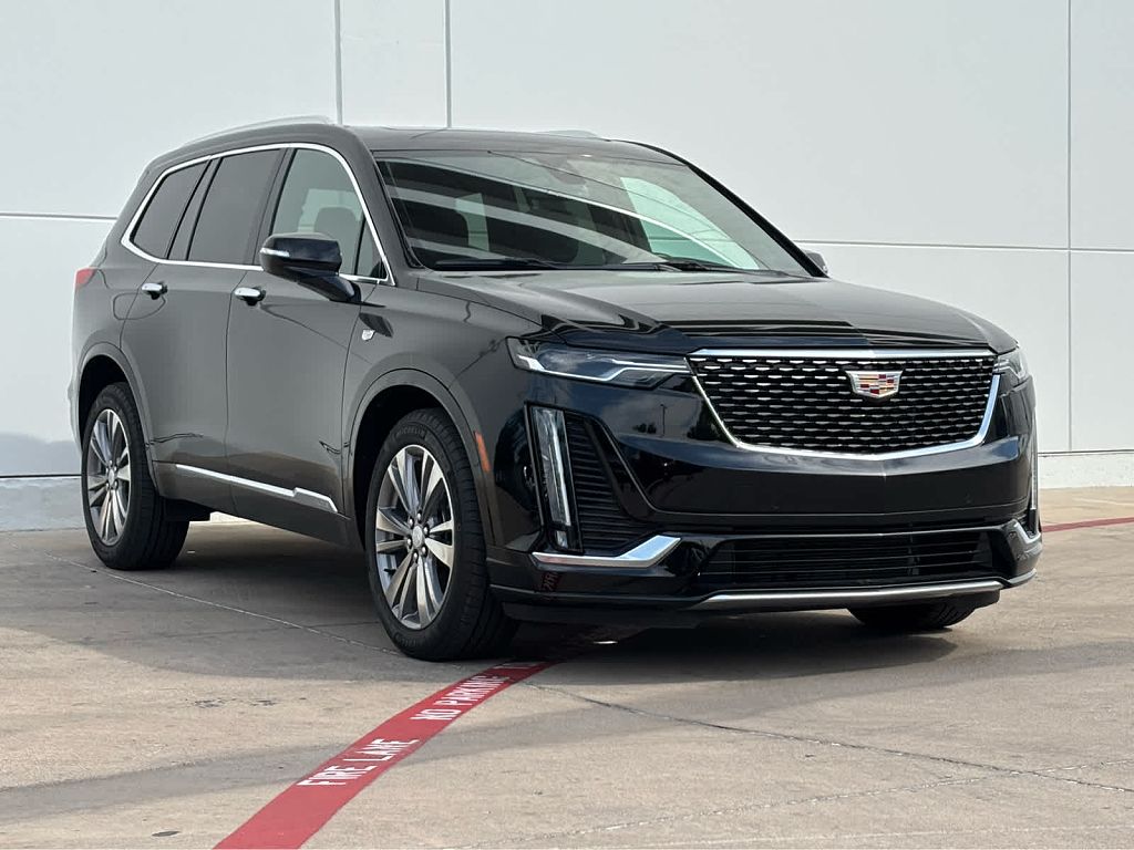 2025 Cadillac XT6 Premium Luxury