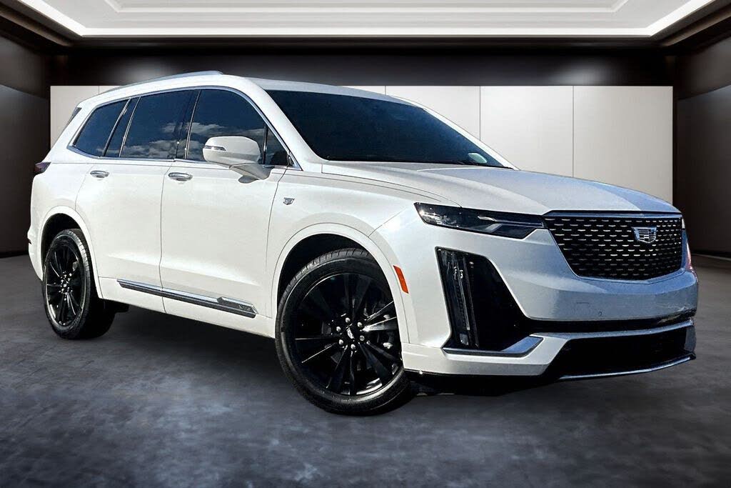 2024 Cadillac XT6 Premium Luxury